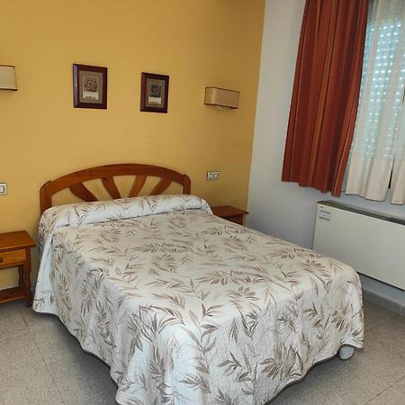 Habitus Casa Lorenzo Hotel Villarrobledo Eksteriør billede